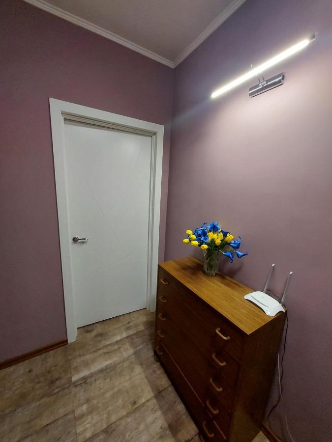 Apartment Sports Palace Просторная Квартира Рядом Дворец Спорта Harkov Kültér fotó