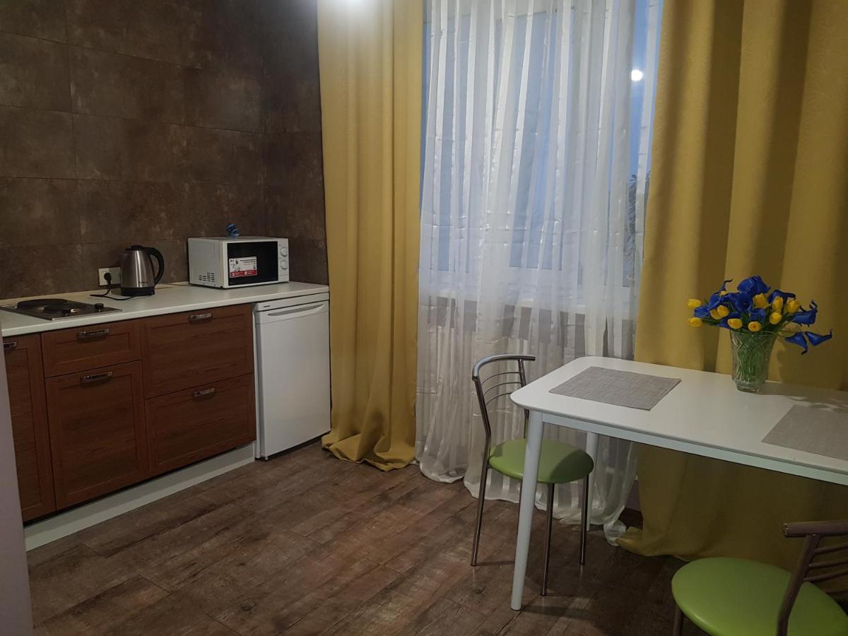 Apartment Sports Palace Просторная Квартира Рядом Дворец Спорта Harkov Kültér fotó